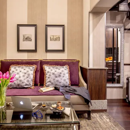 The At The Spanish Steps Exclusive Collection - The Nest Penthouse Gæstehus Rom